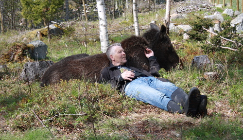 mervi ja markku maassa pieni uusi2