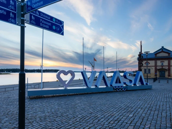 Vaasa sign and The Kuntsi Museum of Modern Art large