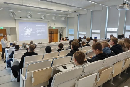 Tommi Virkama and audience